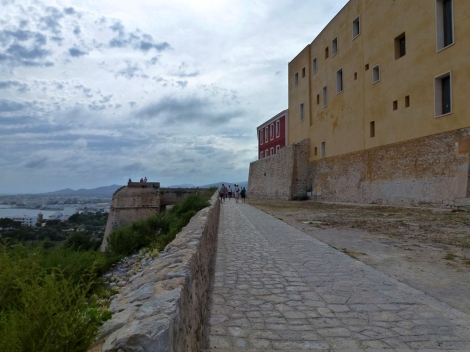 Vesting boulevard via de Parador en verschillende bastion 