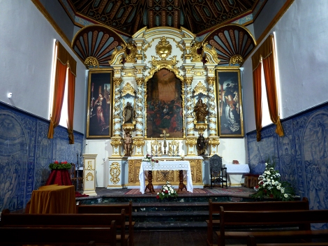 Church of Calheta with Azuljos