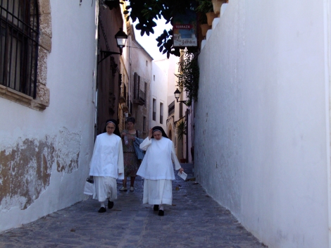 Augustinian nuns